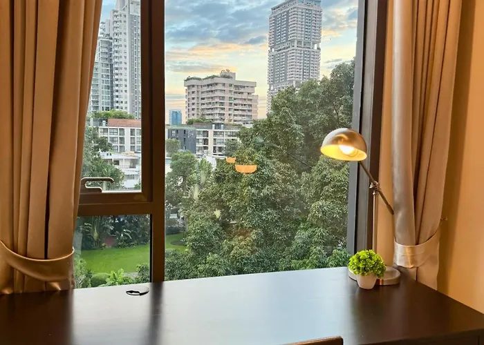 アパート Cozy Spacious 1br 3pax Gardenview, 700m Bts Thonglo, Samitivej, Skv49, Fast Wifi バンコク都