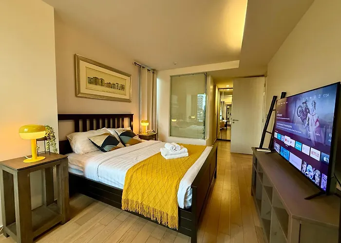 Cozy Spacious 1br 3pax Gardenview, 700m Bts Thonglo, Samitivej, Skv49, Fast Wifi アパート バンコク都