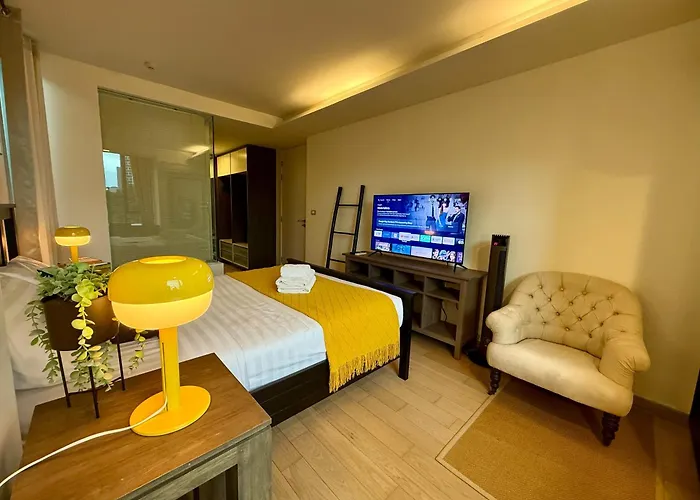 Cozy Spacious 1br 3pax Gardenview, 700m Bts Thonglo, Samitivej, Skv49, Fast Wifi アパート *
